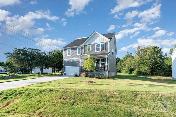 Property Photo:  1803 Country Club Road 1  NC 28092 