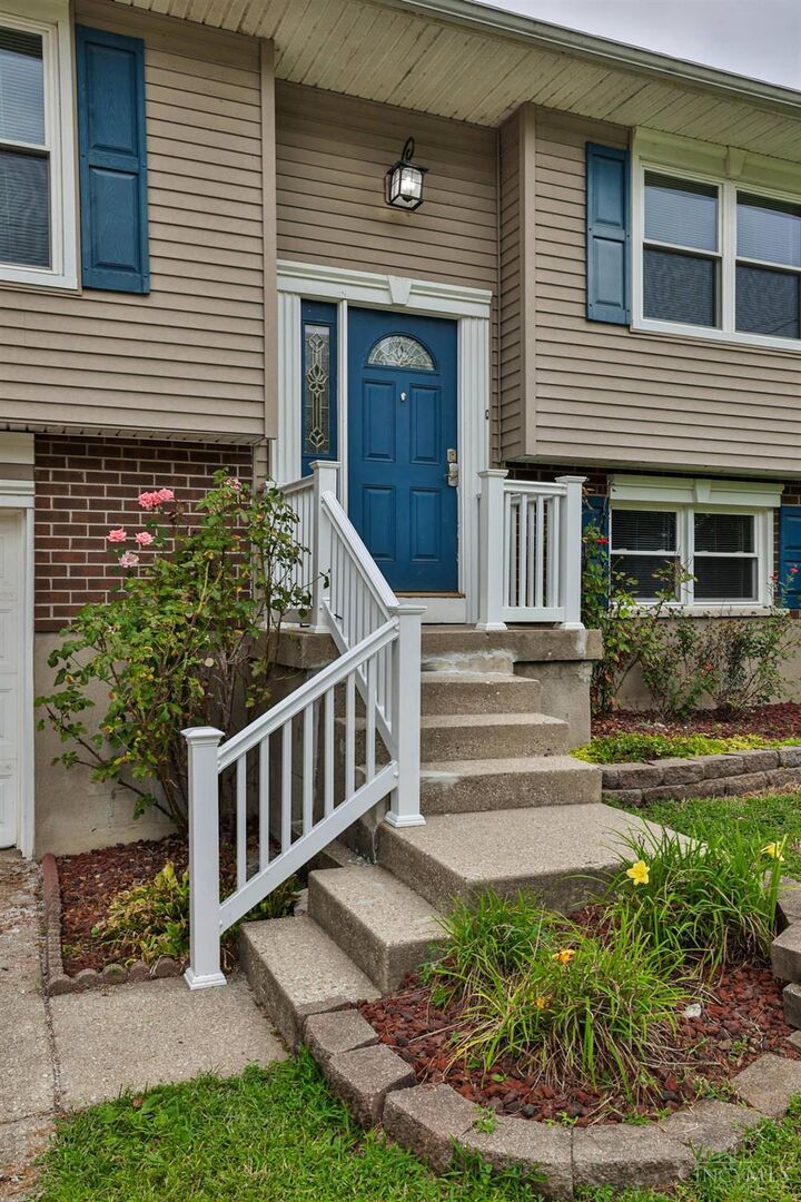 Property Photo: 10884 West Road OH 45030