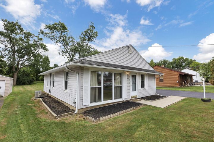 Property Photo: 2837 Lowell Drive OH 43204