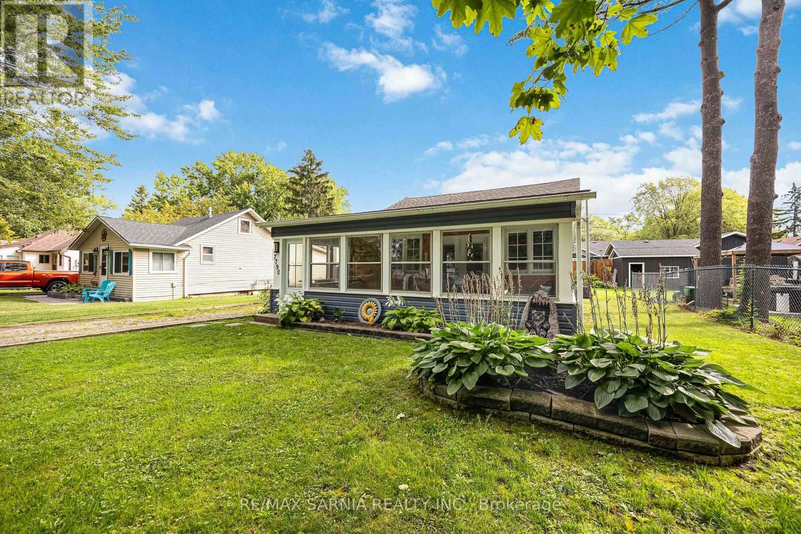 Property Photo: 7790 Gallie Street ON N0N 1J6