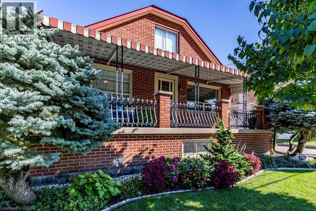 Property Photo: 147 Stewartdale Avenue ON L8K 4P6