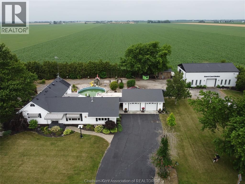 Photo de la propriété:  7465 Creek Line  ON N7M 5J7 