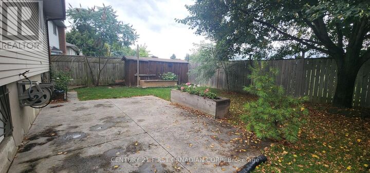 Property Photo:  1038 Sherbourne Road  ON N6G 4C8 