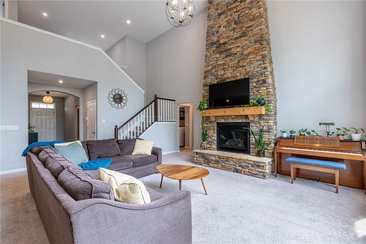 2727 Cleopatra Drive  Franklin OH 45005 photo