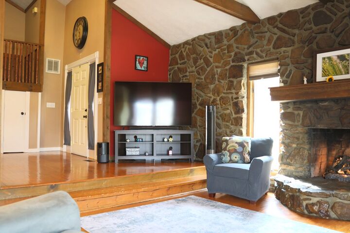 Property Photo: 146 Hale Road KY 41635