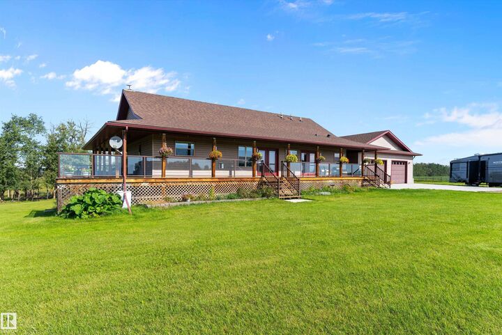 1018 Twp Road 512  Rural Parkland County AB T7Y 2N6 photo