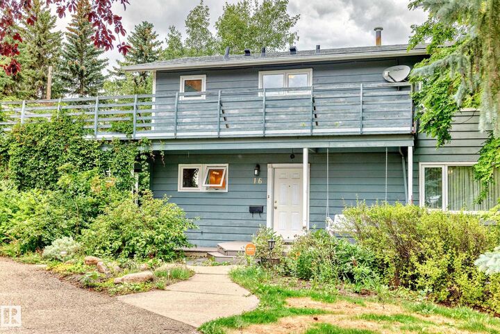 Property Photo: 16 Scarboro Place AB T8N 0H8