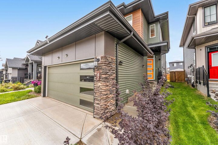 42 Cerbat Crescent Crescent  Sherwood Park AB T8H 2Z5 photo