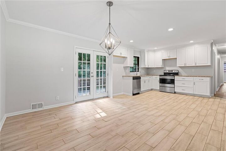 Property Photo:  1806 Fort Valley Drive SW  GA 30311 