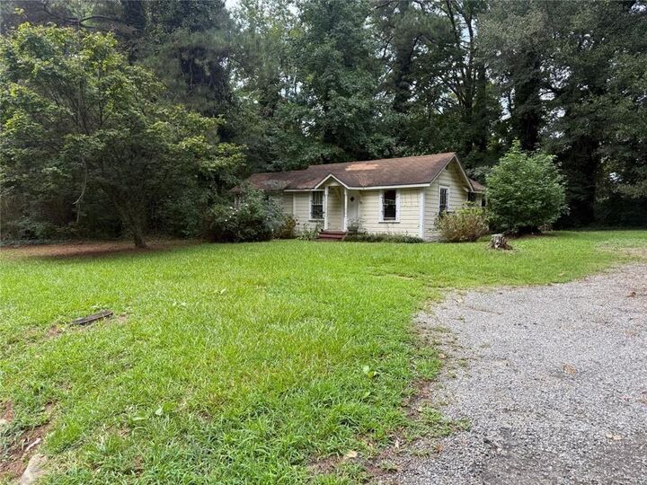 Property Photo: 4210 Rockbridge Road GA 30083