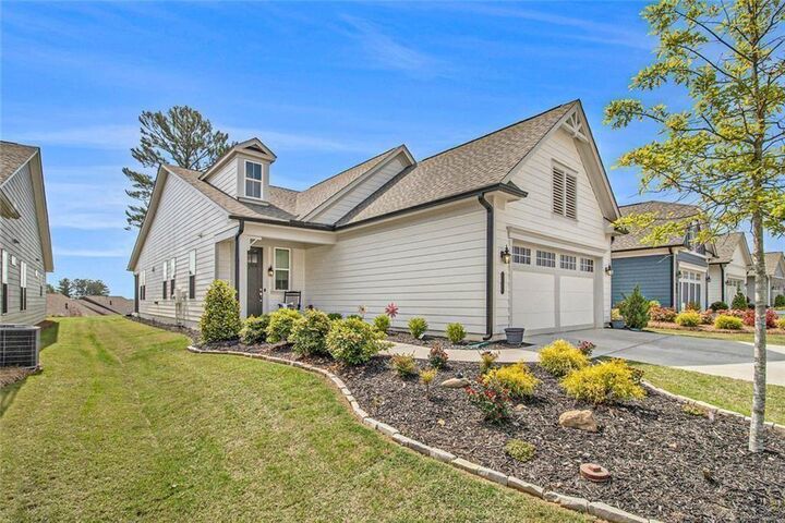 Property Photo: 67 Rabun Court GA 30548