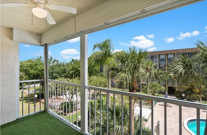 Property Photo: 367 S Federal Hwy C321 FL 33441