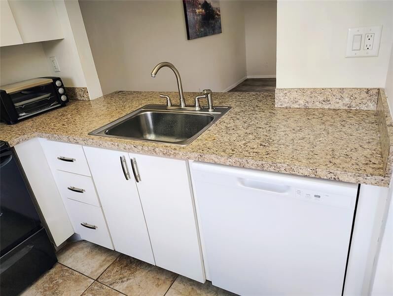 Property Photo:  2793 NW 104th Ave 305  FL 33322 