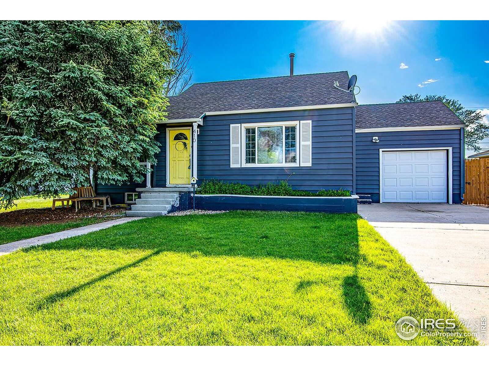 Property Photo:  410 Cottonwood Ave  CO 80615 