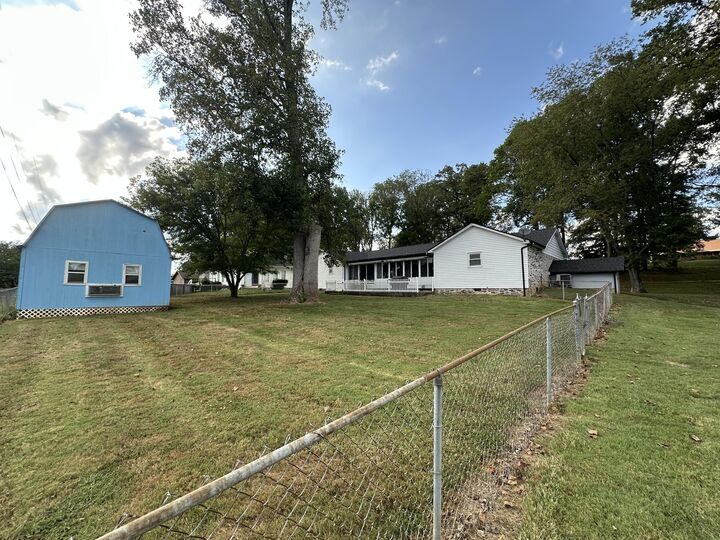 Property Photo: 1910 Aldons Way KY 42503
