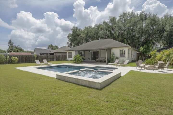 Property Photo: 1052 Malletwood Drive FL 33510