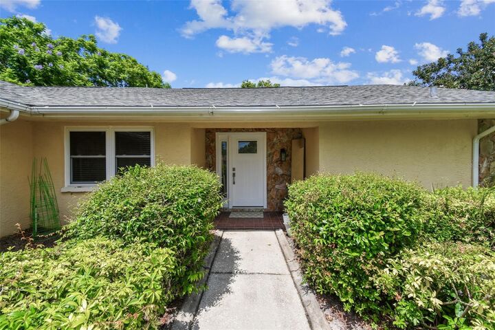 Property Photo:  1594 Linwood Drive  FL 33755 