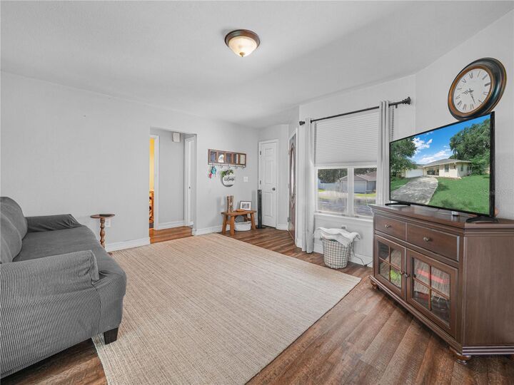 Property Photo: 5891 Crest Lane FL 33812