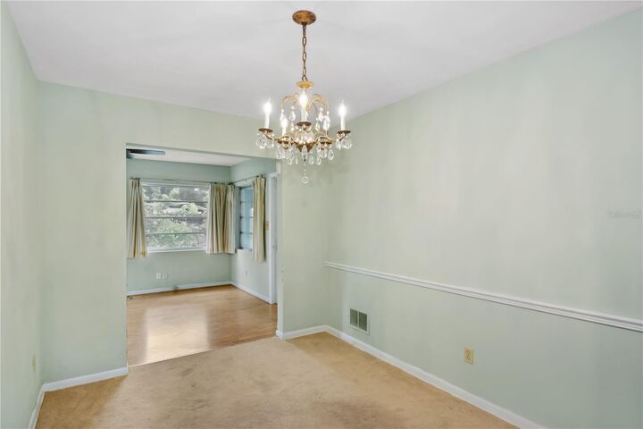Property Photo: 5711 Eggleston Avenue FL 32810
