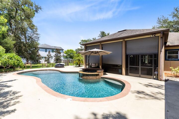 Property Photo:  5130 Morning Dew Loop  FL 32765 