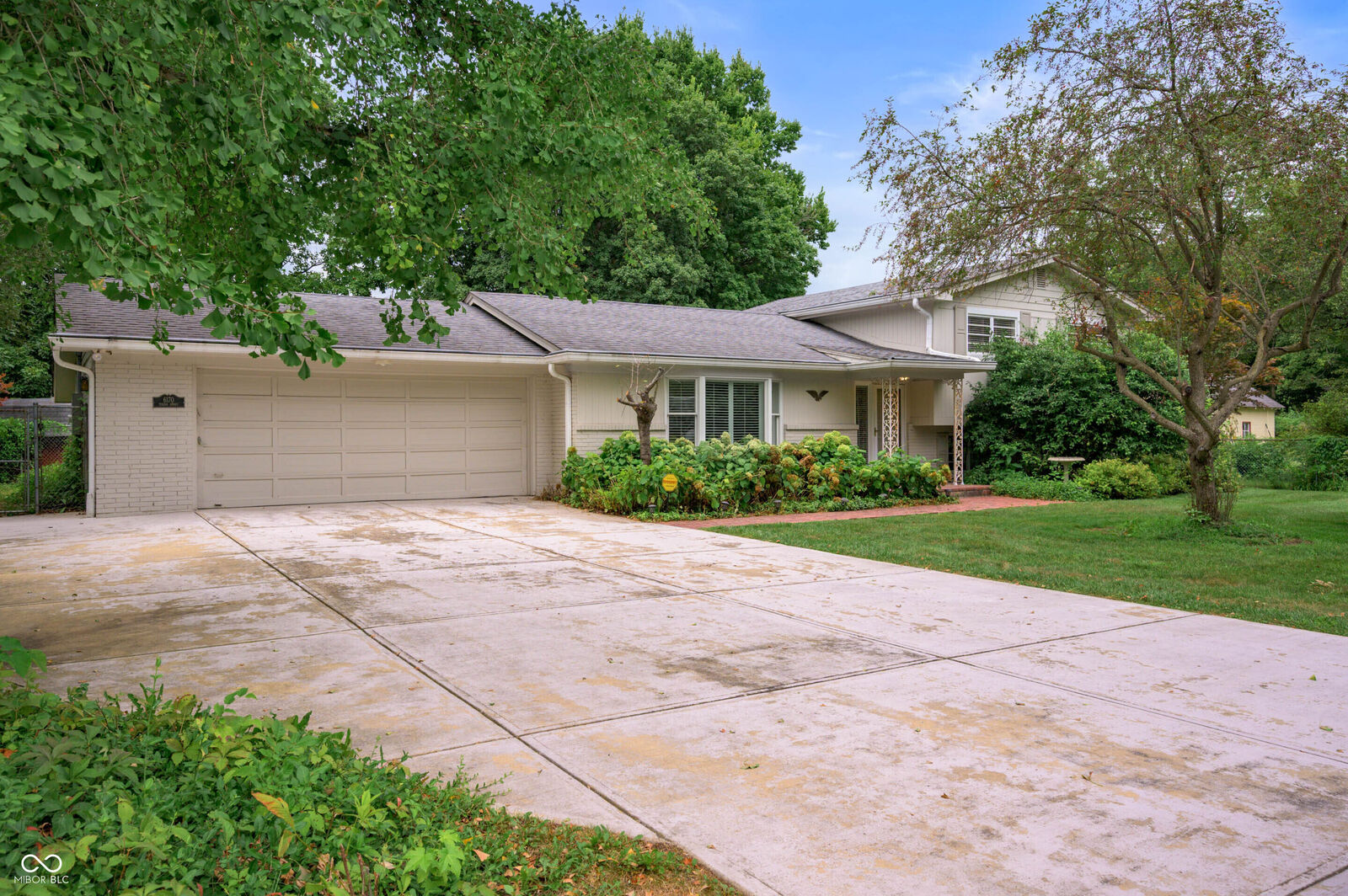 Property Photo:  6170 N Tuxedo Street  IN 46220 