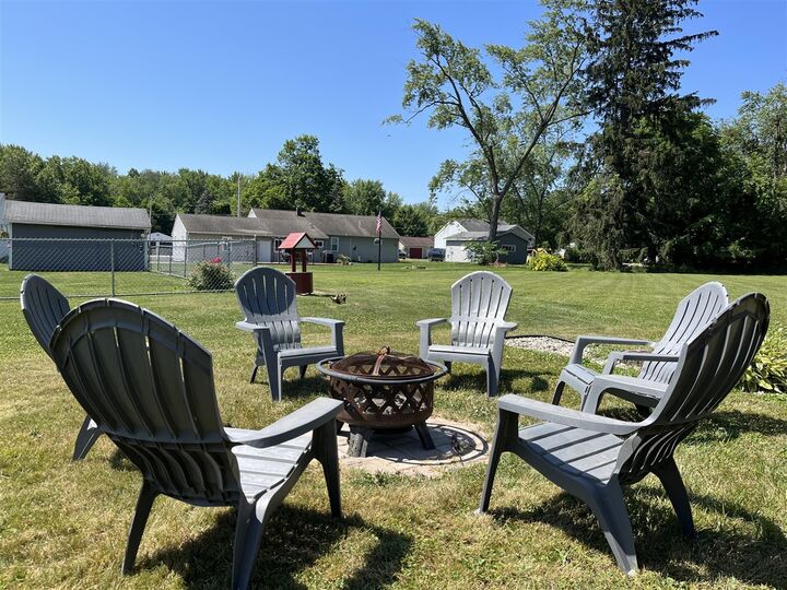 Property Photo: 4940 Pottawatamie Drive MI 49098-9107