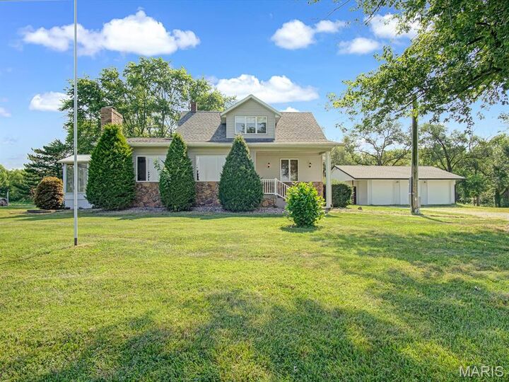 Property Photo: 2622 Kaiser Road IL 62264