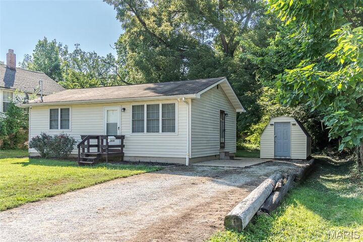 Property Photo: 280 E Oak Street MO 63077