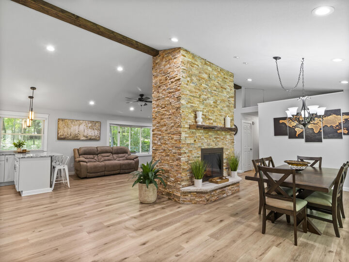 Property Photo: W177n12607 De La Ct - WI 53022