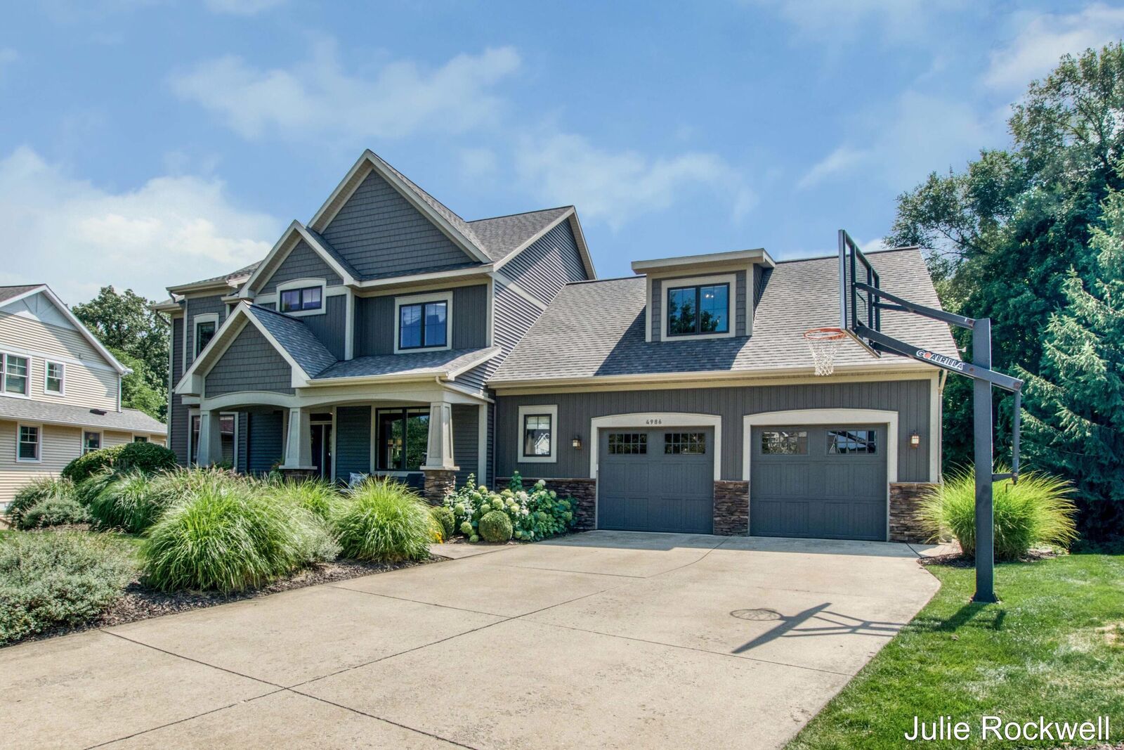 Property Photo:  4986 W Village Court SE  MI 49301 