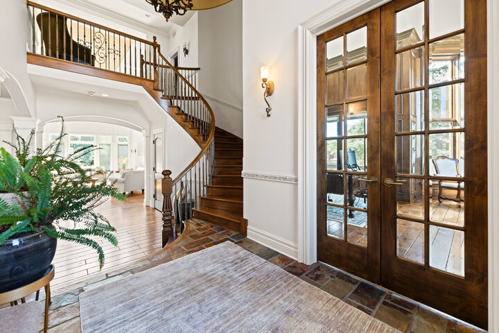 Property Photo: 5N155 Prairie Rose Drive IL 60175