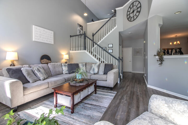 Property Photo:  7030 Creekside Drive 7030  IL 60586 