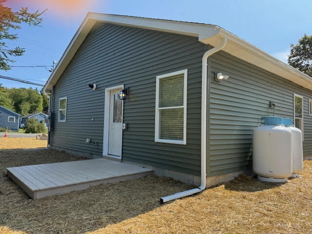 Property Photo: 82 County Road ME 04631