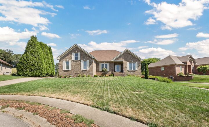 Property Photo: 4276 N Woodstock Dr TN 37040