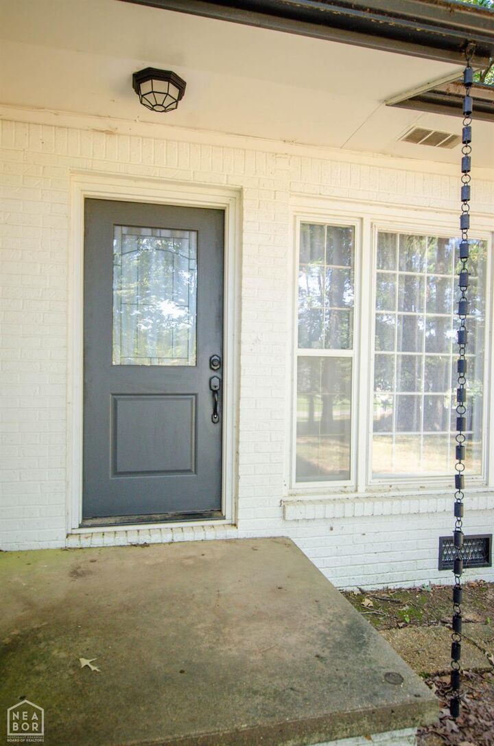 Property Photo: 4006 Forest Hill Road AR 72404