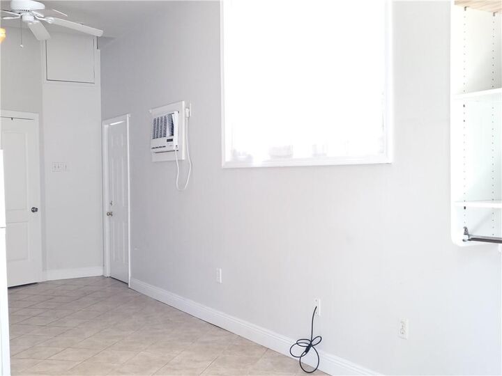 Property Photo: 2523 Magazine Street LA 70130