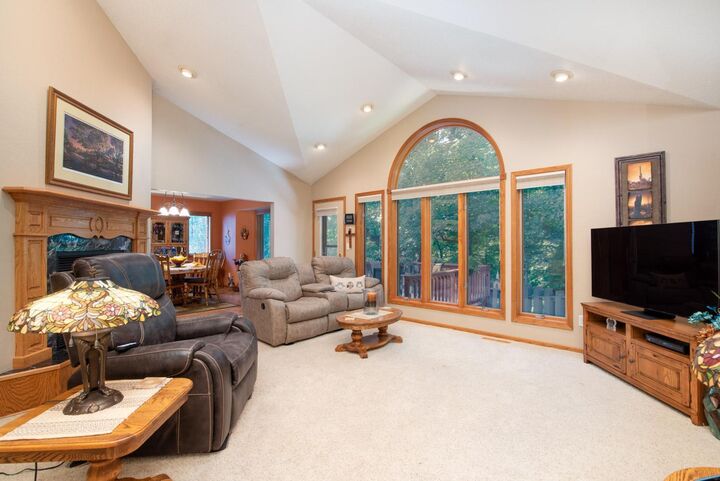 Property Photo: 206 Woodhaven Lane MN 56001