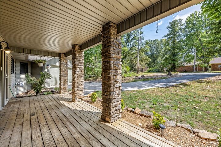 Property Photo: 22 Howard Place AR 72756