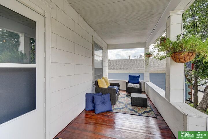 Property Photo: 619 N 33 Street NE 68131