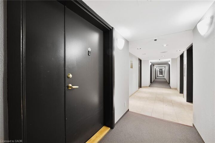 Property Photo:  6720 Glen Erin Drive  ON L5N 3K8 
