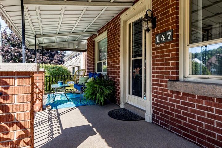 Property Photo:  147 Stewartdale Avenue  ON L8K 4P6 