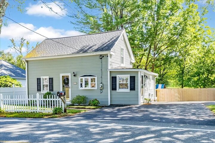 Property Photo:  22 Carlisle Rd  MA 01886 
