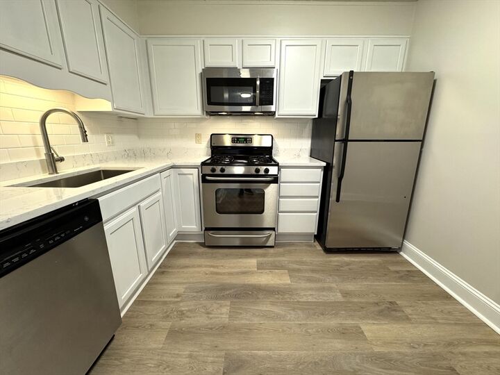 Property Photo:  1500 Worcester Rd. 502  MA 01702 
