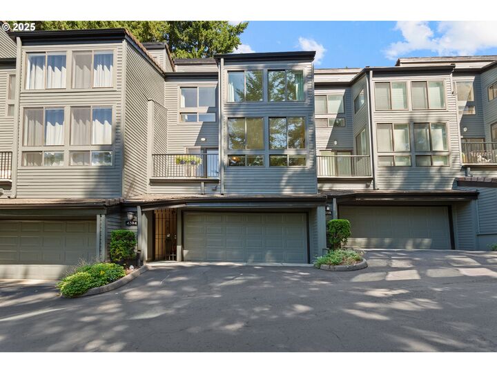 4394 Thunder Vista Ln  Lake Oswego OR 97035 photo
