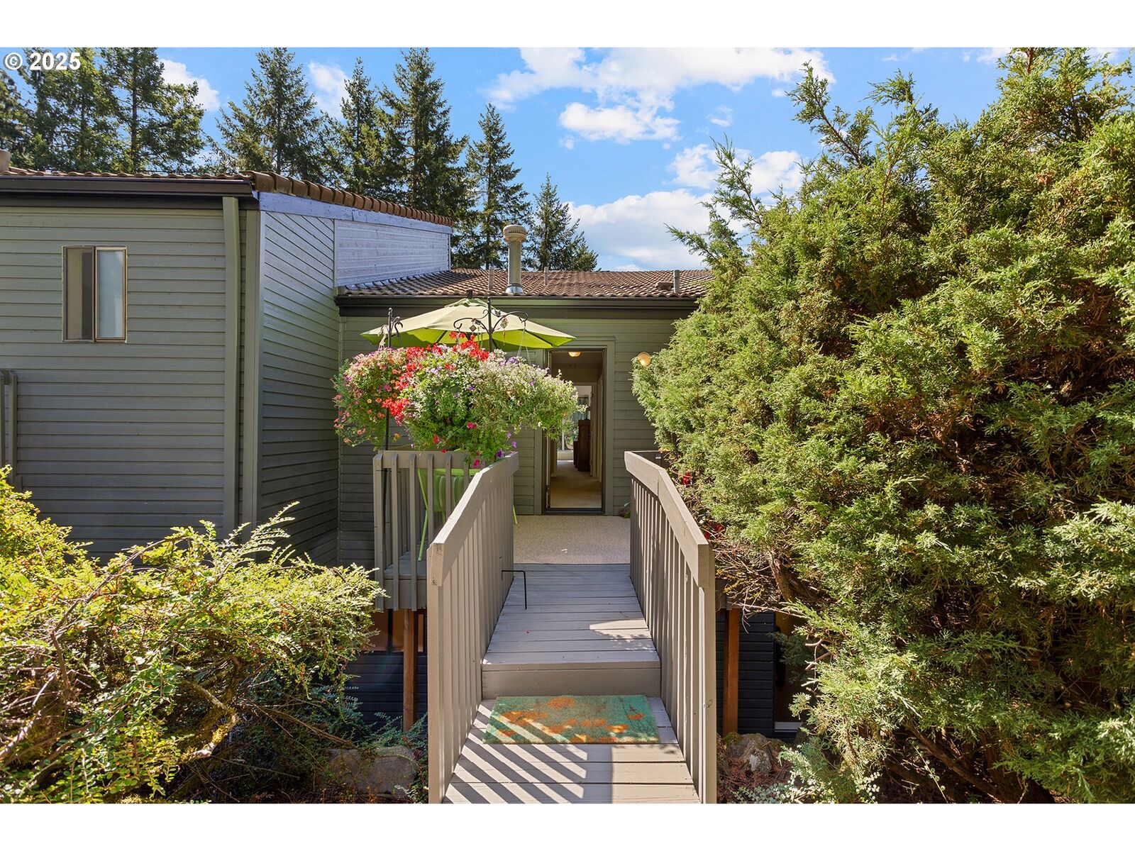 Property Photo:  4394 Thunder Vista Ln  OR 97035
