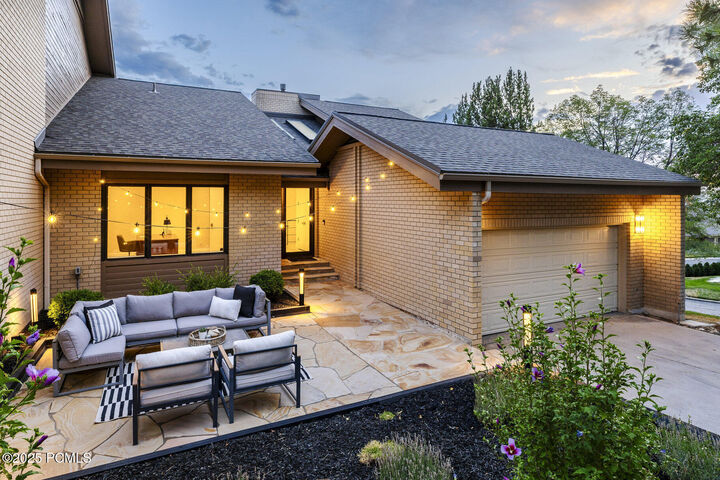 825 N Juniperpoint Court  Salt Lake City UT 84103 photo