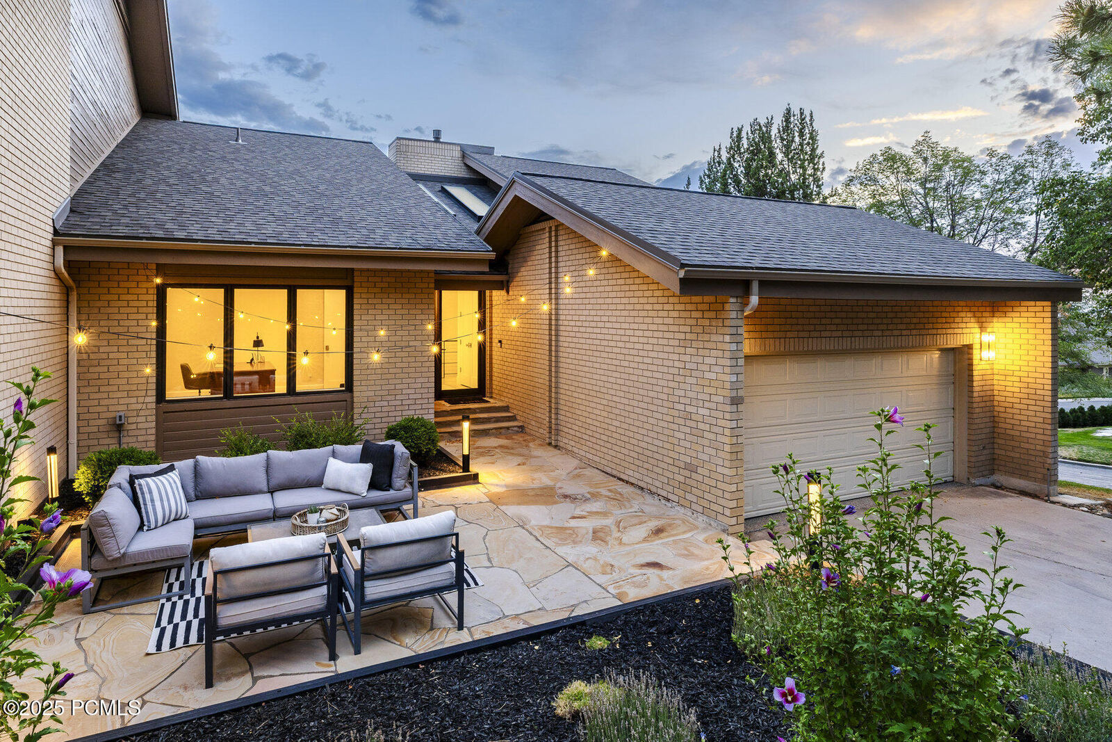 Property Photo: 825 N Juniperpoint Court UT 84103