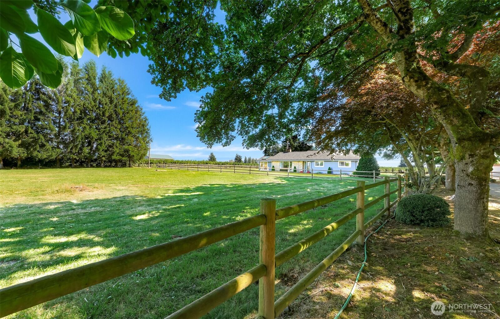 Property Photo: 271 E Bartlett Road WA 98264