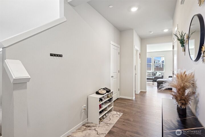 Property Photo:  11009  Emmons Court E  WA 98374 