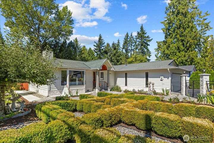 Property Photo: 6301 168th Street SW WA 98037